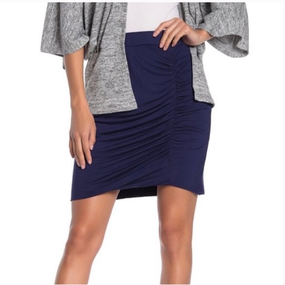 The Vanity Room Dresses & Skirts - The Vanity Room Pull-on Ruched Skirt